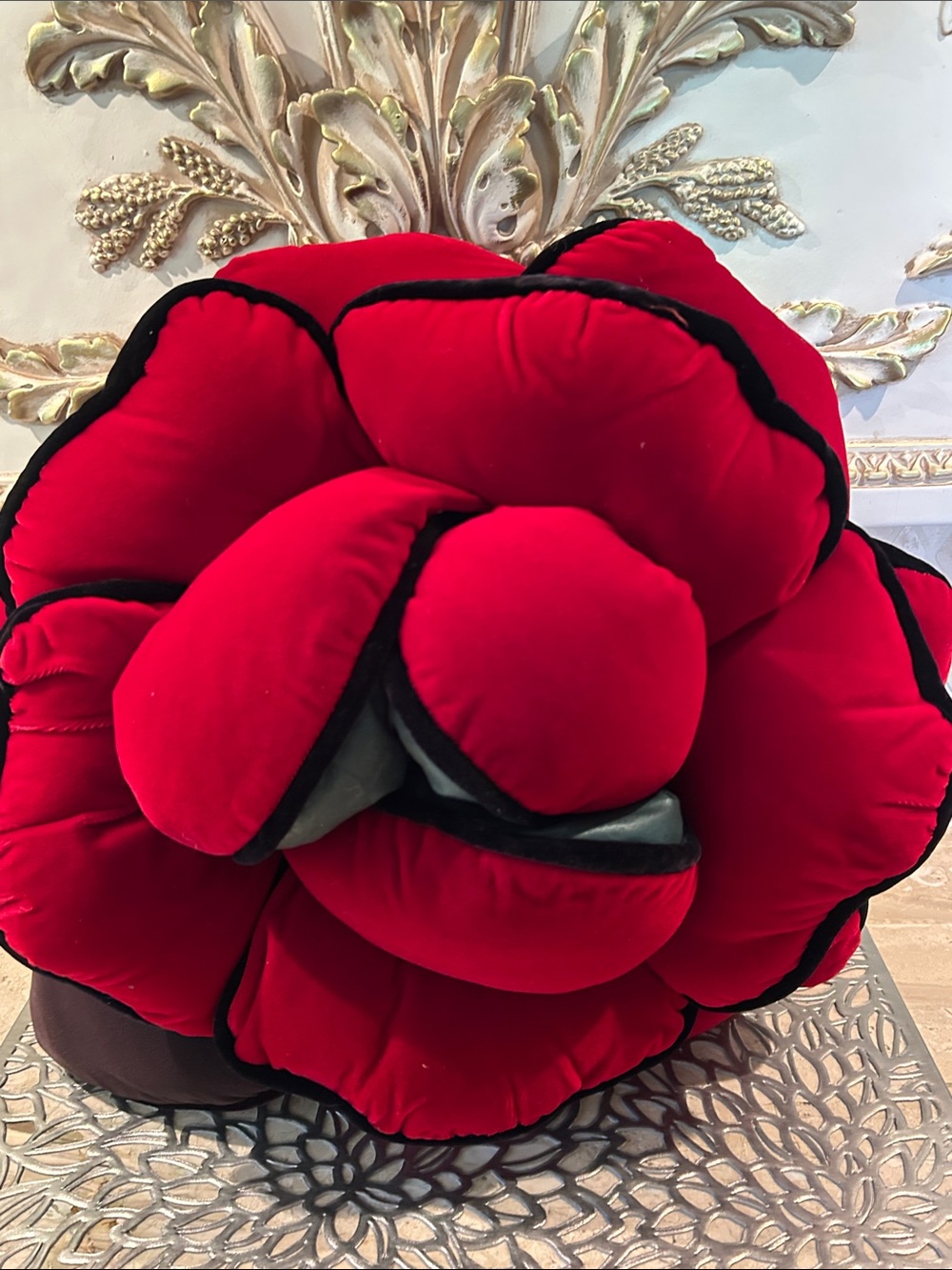 NEW Stunning Red Flower Decorative Throw Pillow 18”